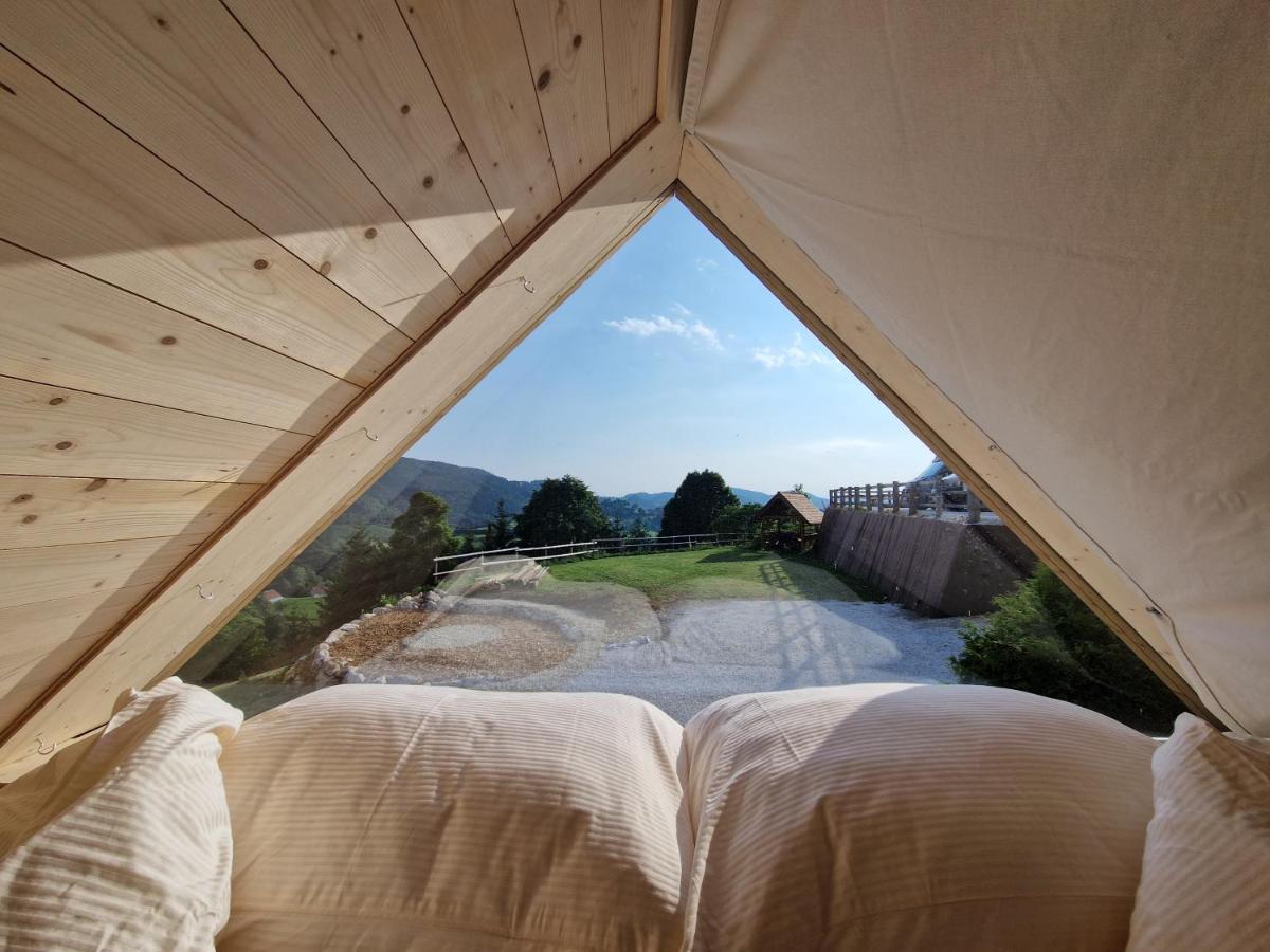 Golife Center Glamping Hotel Laze v Tuhinju Ngoại thất bức ảnh