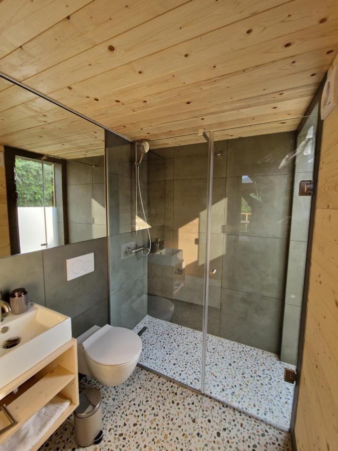 Golife Center Glamping Hotel Laze v Tuhinju Ngoại thất bức ảnh