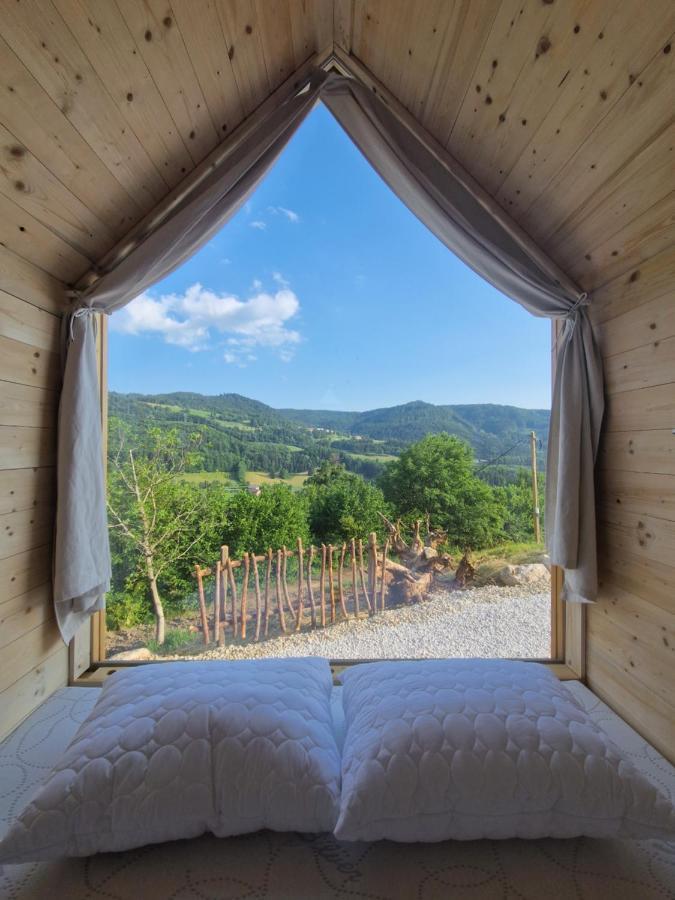 Golife Center Glamping Hotel Laze v Tuhinju Ngoại thất bức ảnh