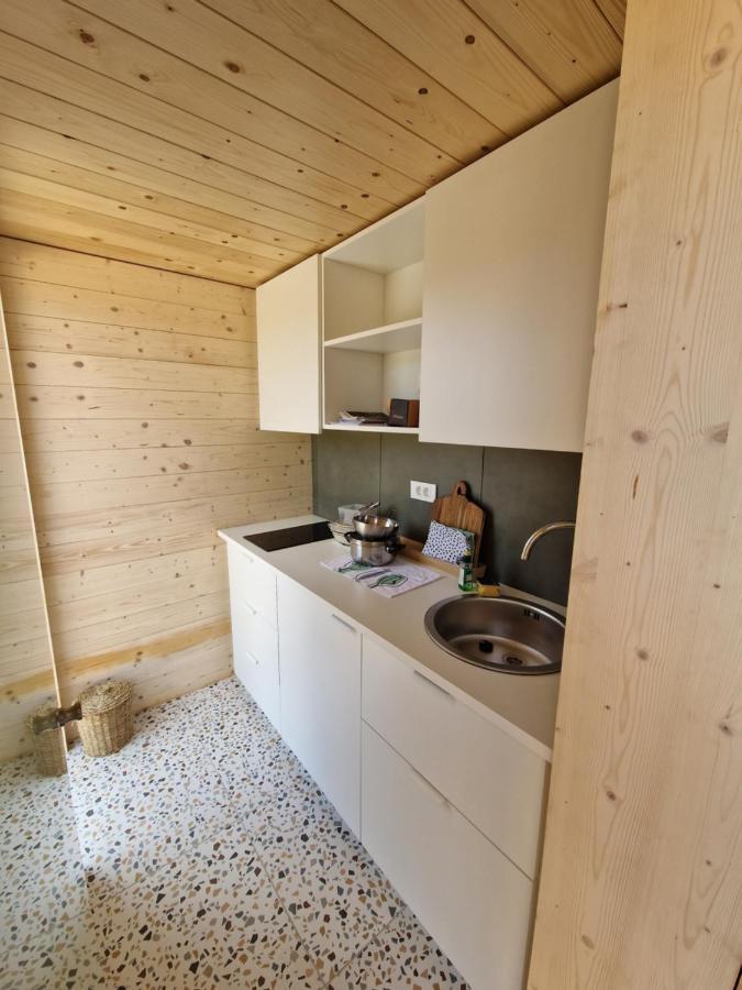 Golife Center Glamping Hotel Laze v Tuhinju Ngoại thất bức ảnh